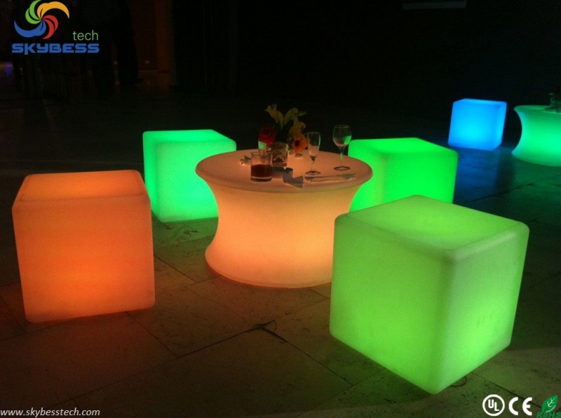 D35CM Battery powered led cube table